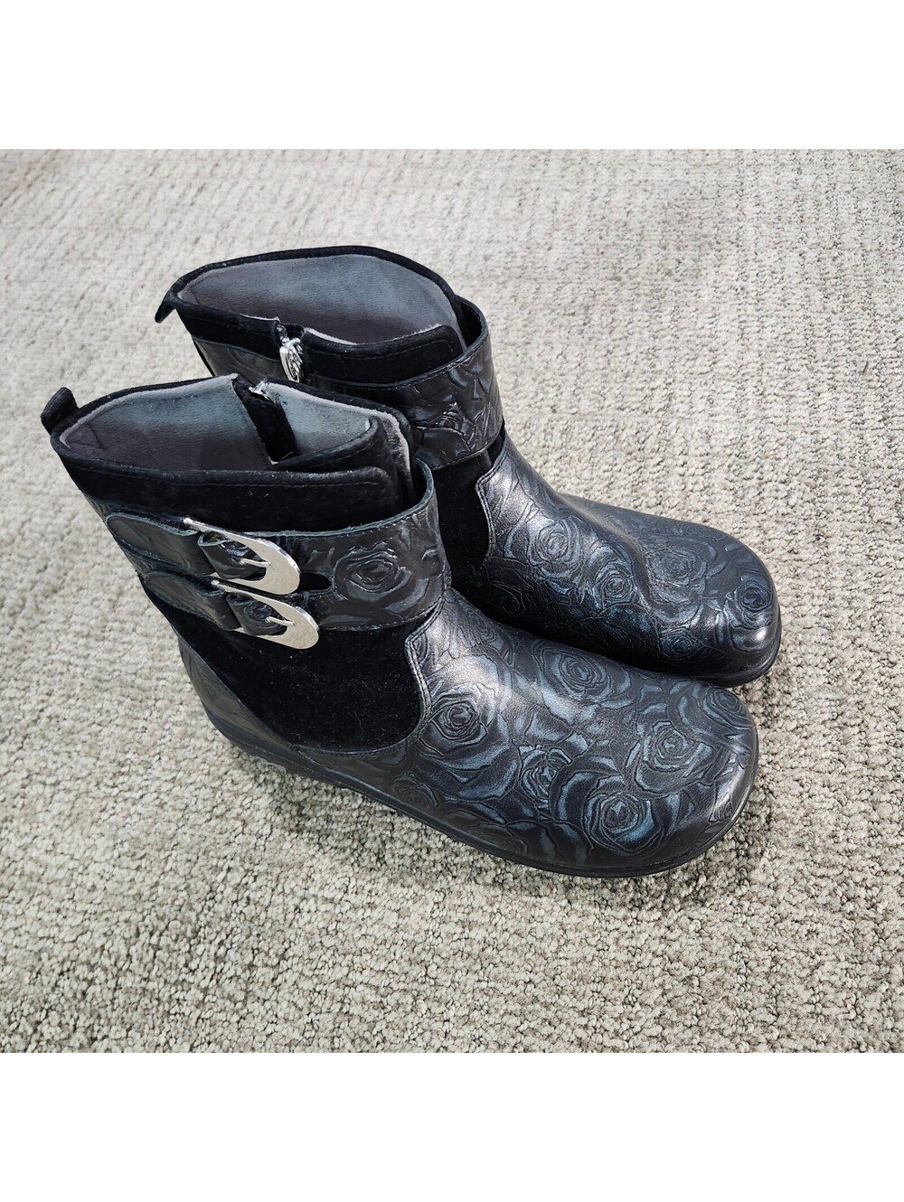 Alegria Caiti Women's Black Embossed Rose Leather Ankle Boots 39 US 9